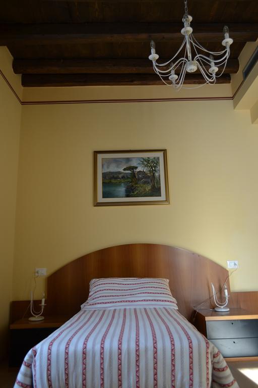 Locanda La Sosta Cavaion Veronese Habitación foto